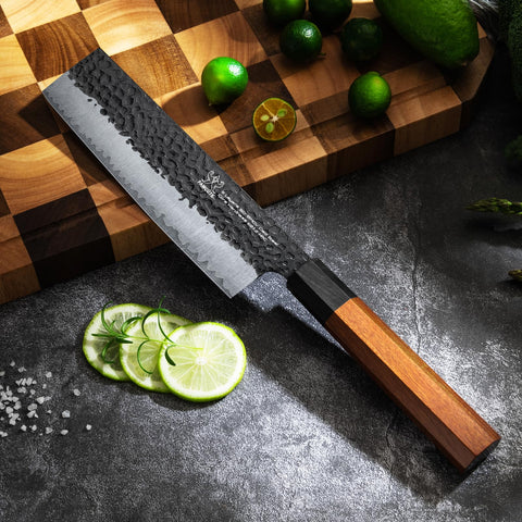 FAMCÜTE rosewood handle offers ergonomic grip during cutting tasks