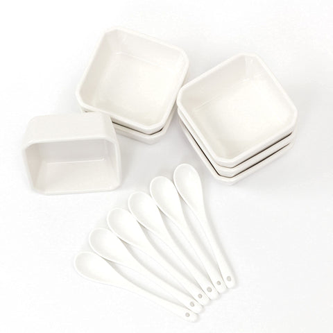 FAMHH easy-care porcelain bowls are simple to clean and reuse.