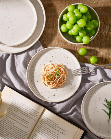 Famiware Meteor scratch-resistant glaze resists forks and knives during everyday use.