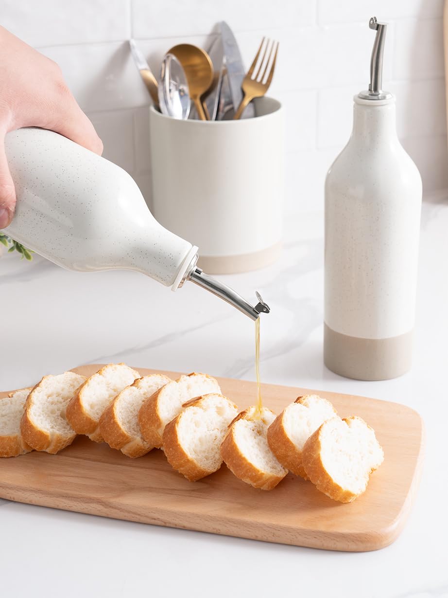 Famiware Milkyway opaque ceramic protects oil from light to help preserve freshness