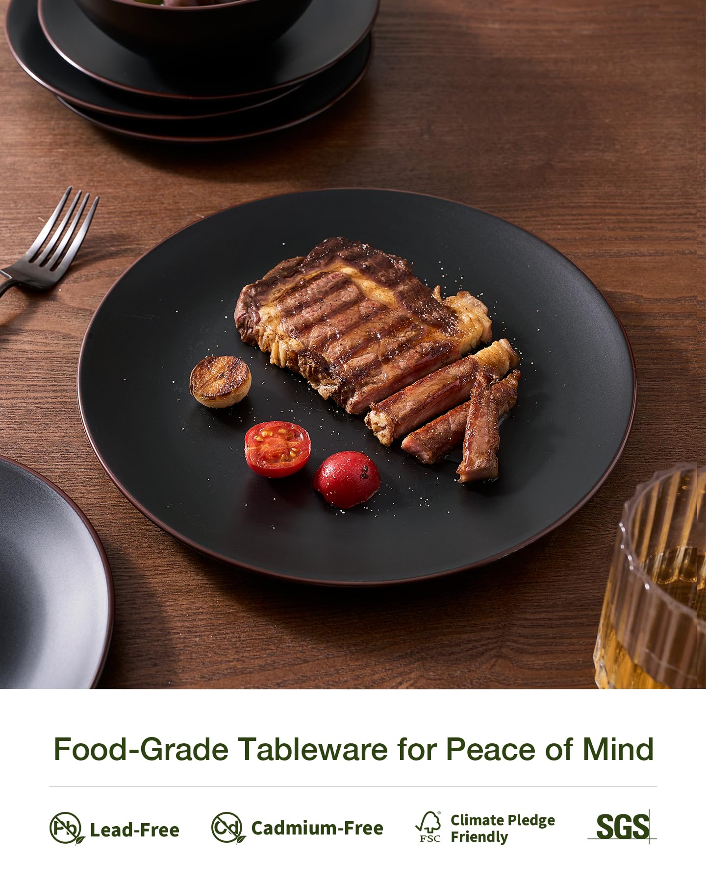 Famiware Venus handcrafted rim detail adds refined table appeal.