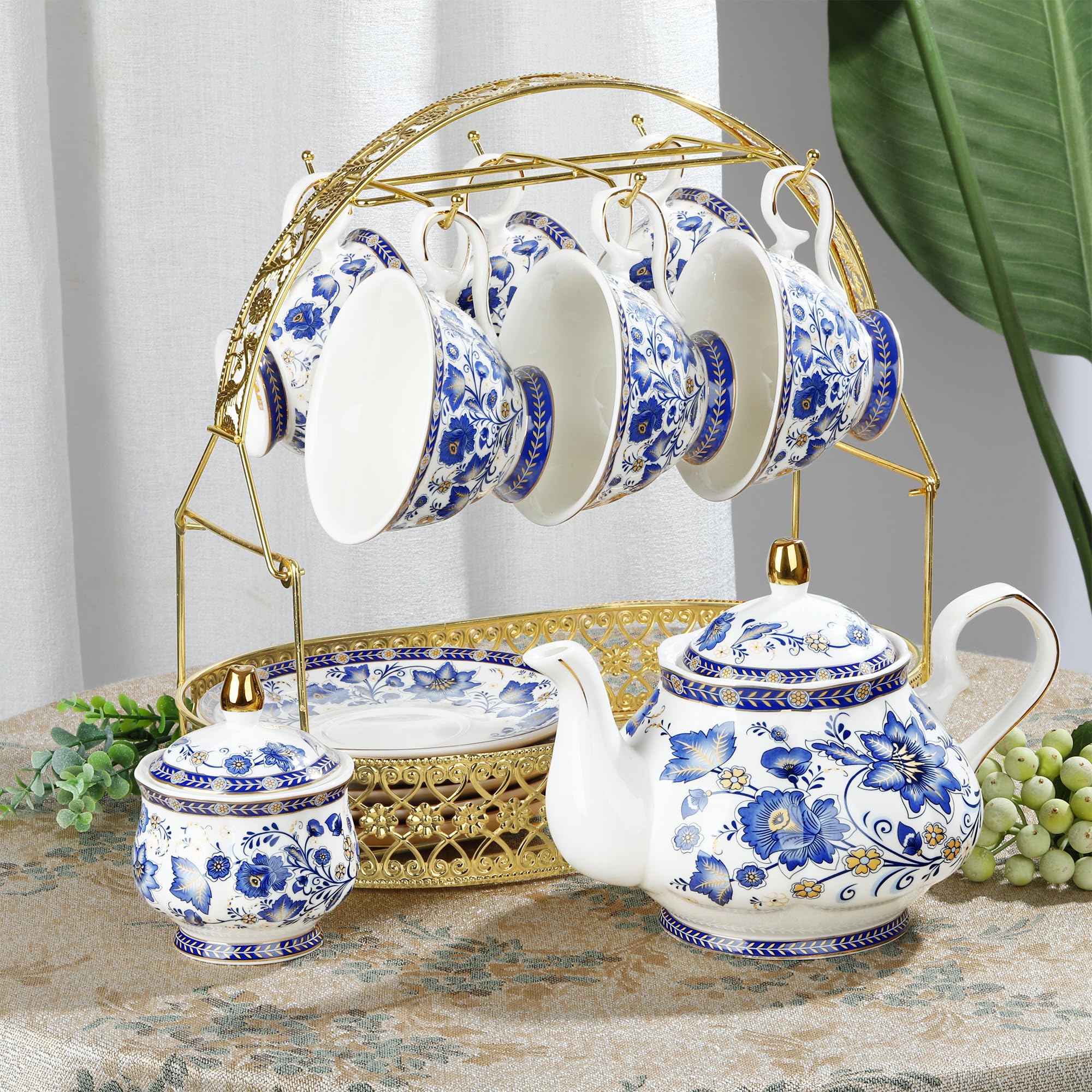 Fanquare gold rack displays the set with elegant storage.