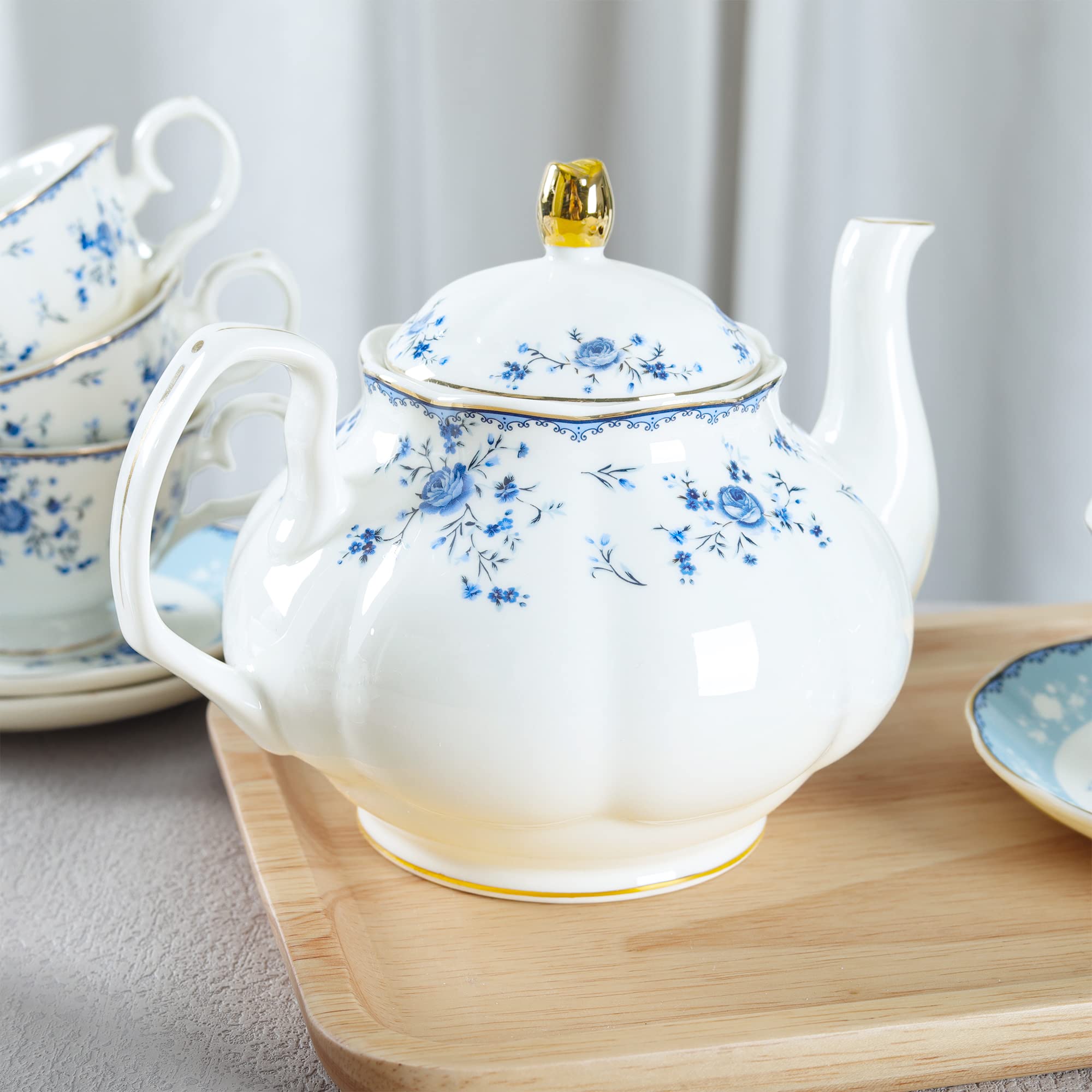 Fanquare blue rose sugar bowl coordinating with teaware