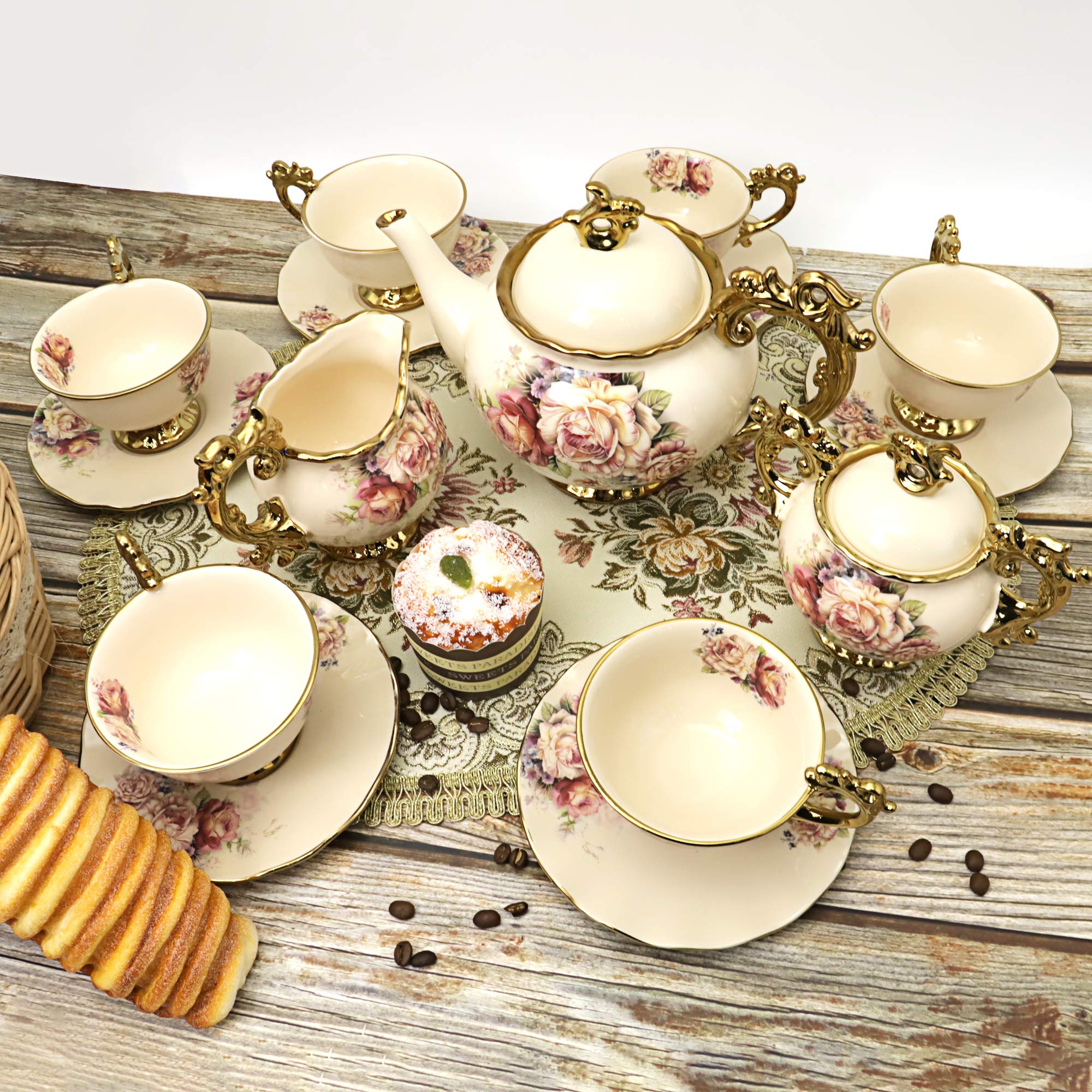 Fanquare porcelain sugar bowl adds style to tea setup