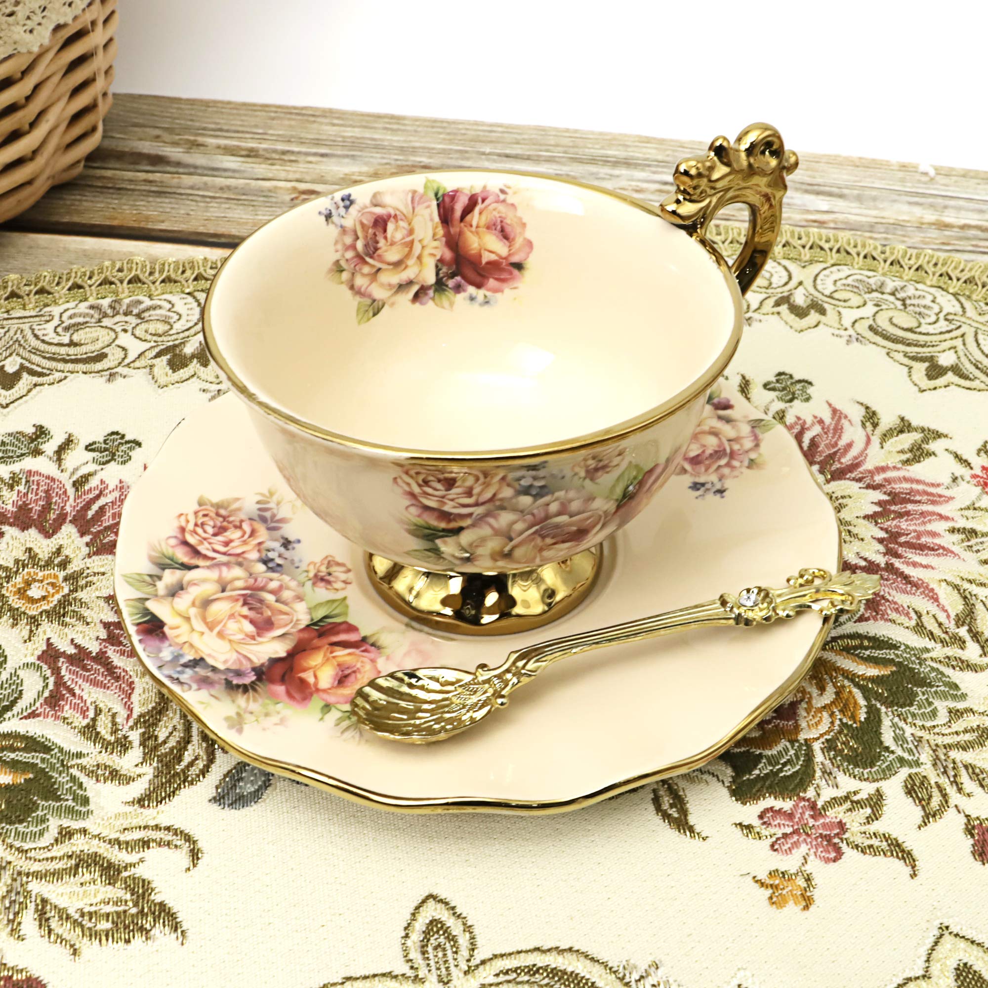 Fanquare saucers paired with cups for complete service