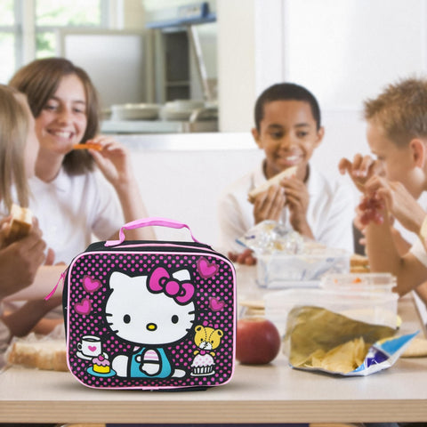 Fast Forward Hello Kitty lunch bag top handle enables easy carrying on the go.
