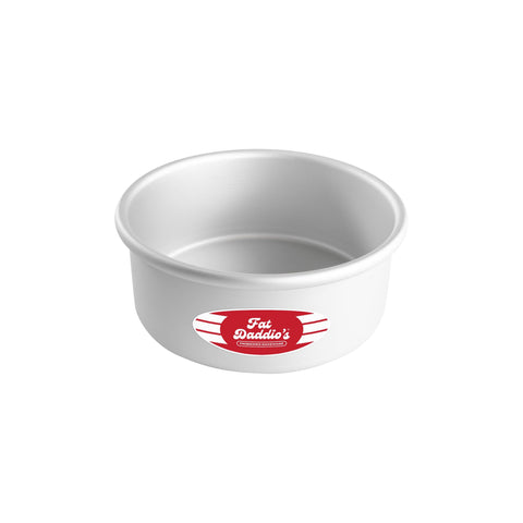 Fat Daddio's anodized round cake pan top view shows even heat for consistent results.