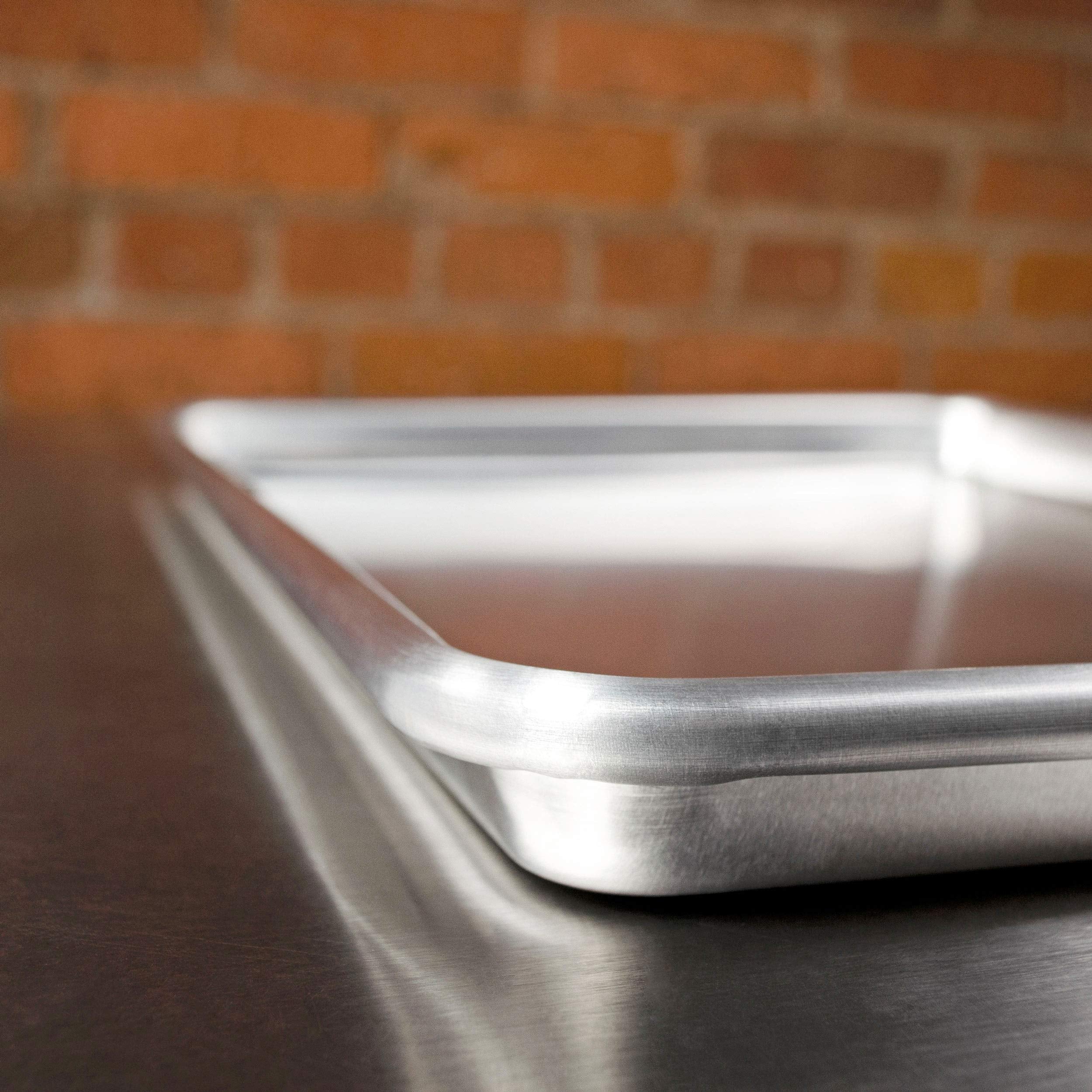 Fat Daddio's SP-QTR pan test emphasizes warp resistance and durability.
