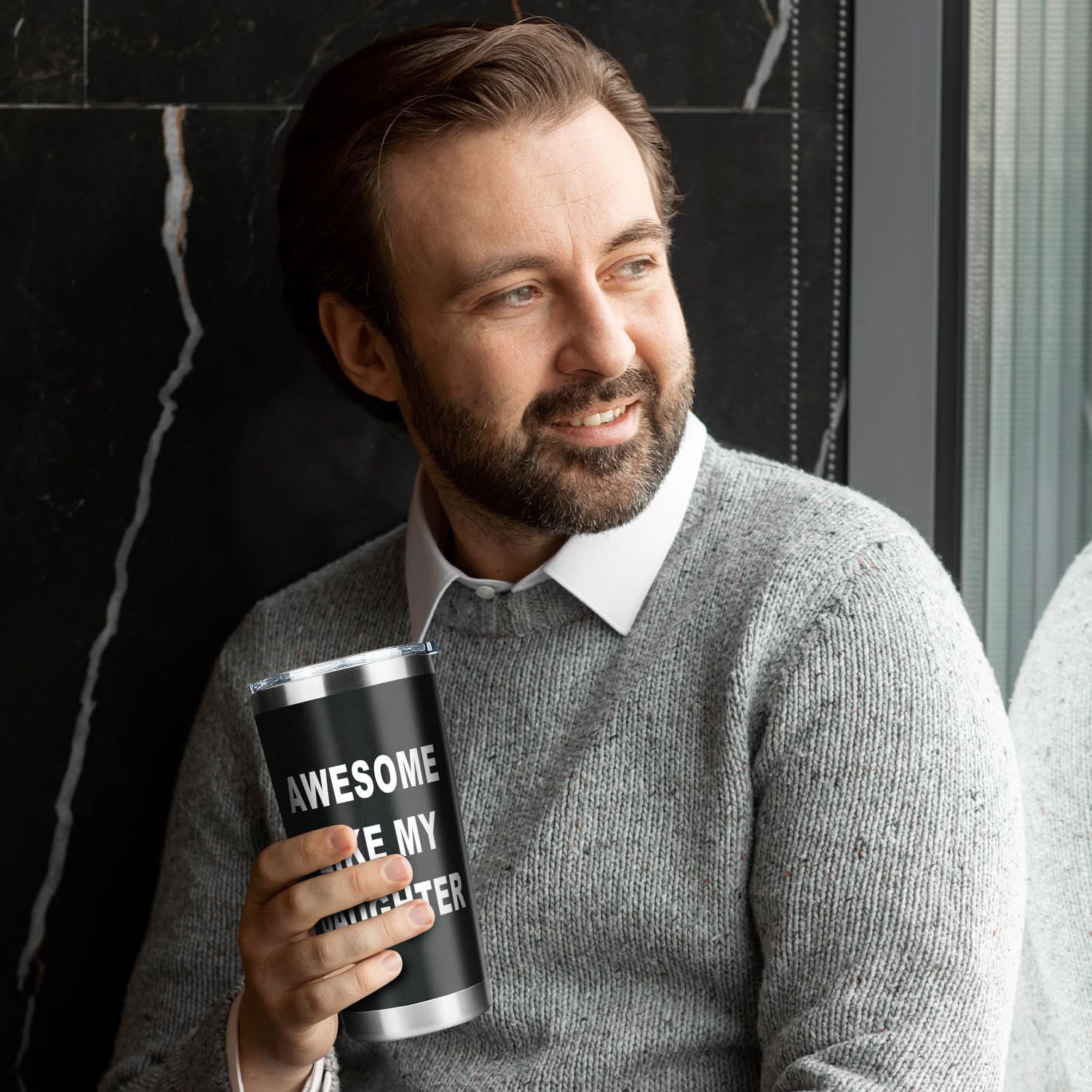Fatbaby Dad Tumbler double-wall insulation showcases hot beverages stayed warm longer.