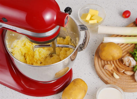 FavorKit beater handles multi-use tasks like frosting and mashed potatoes.