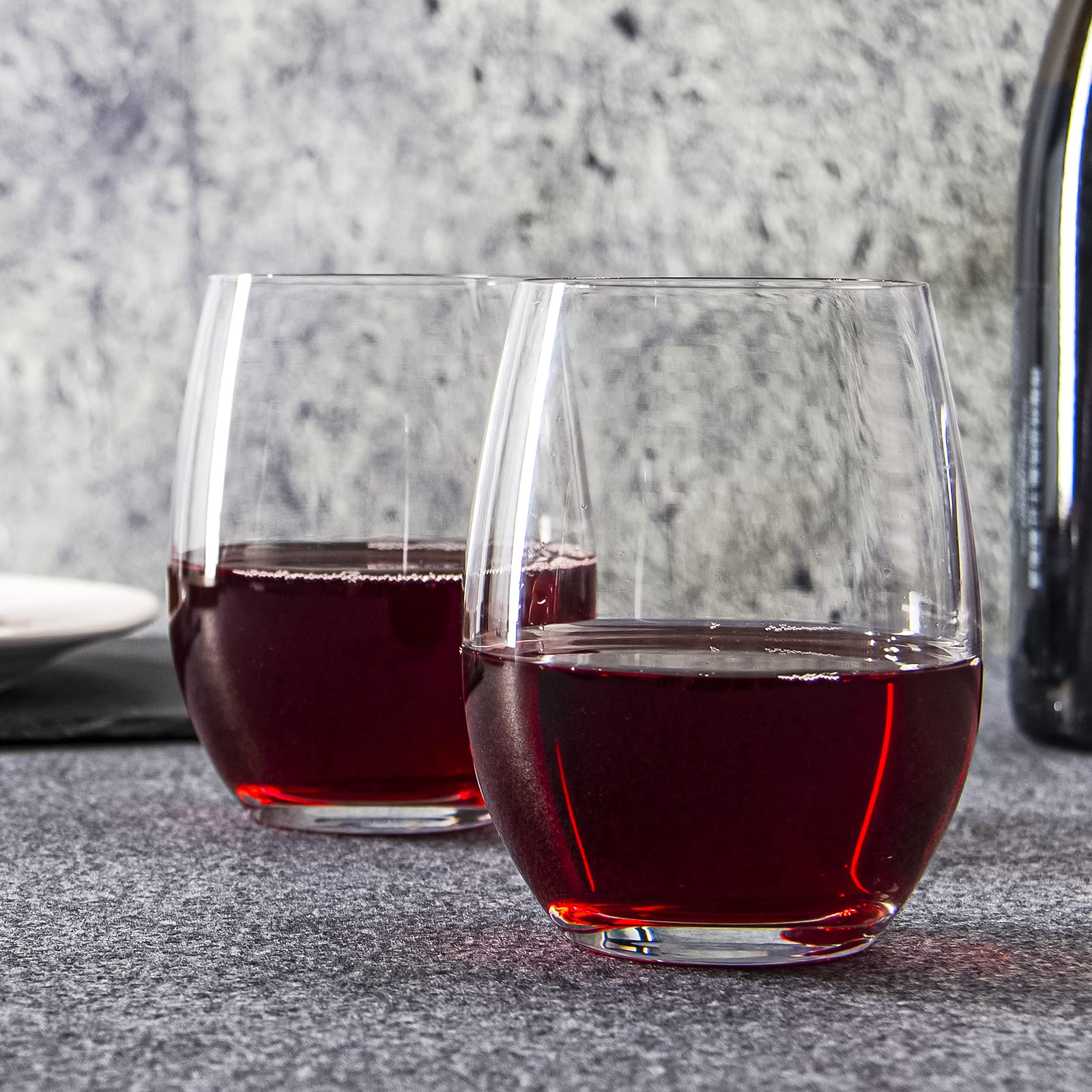 FAWLES ultra-thin rim directs wine flow toward palate for nuanced tasting