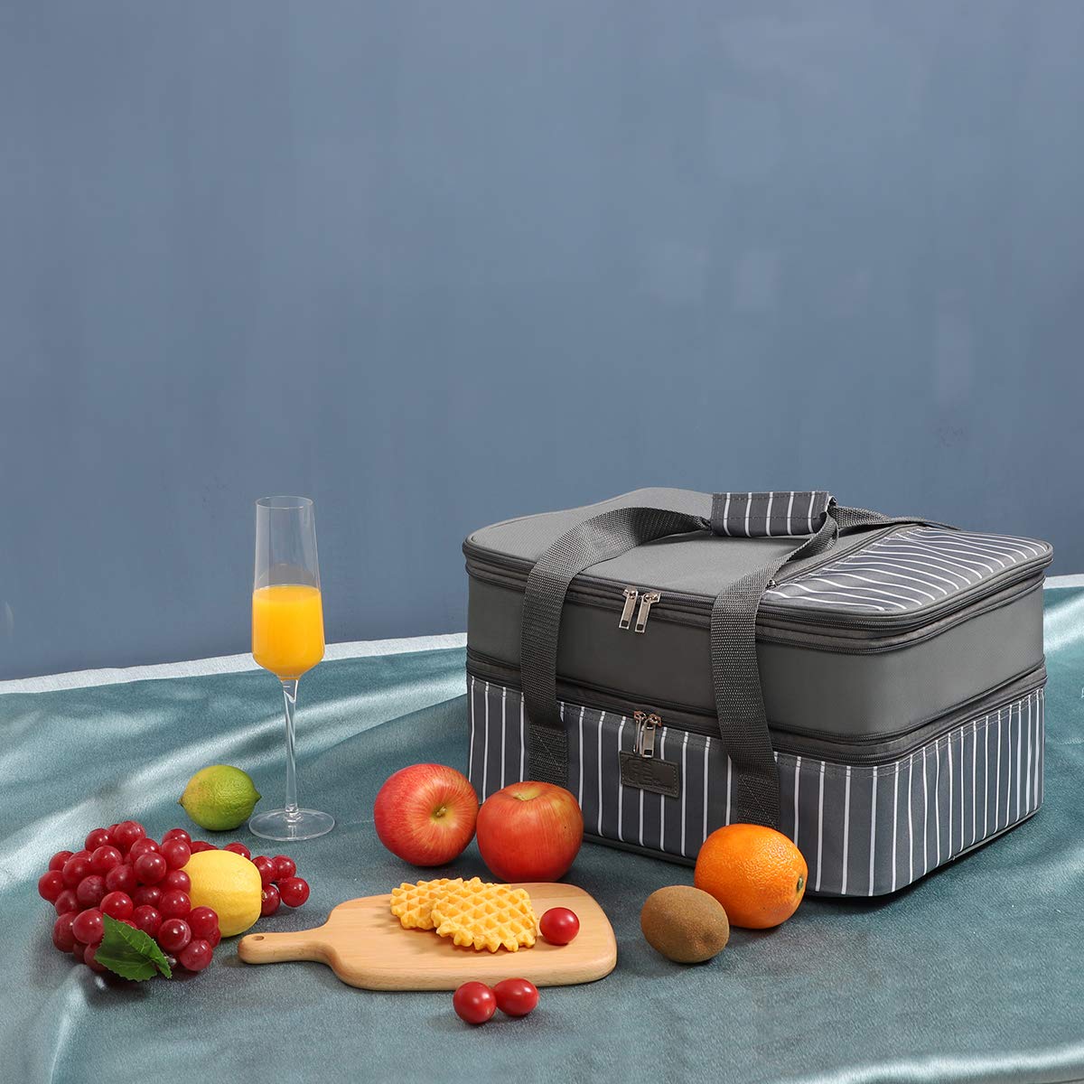 FE FUN ELEMENTS washable interior and wipe-clean exterior for quick care.