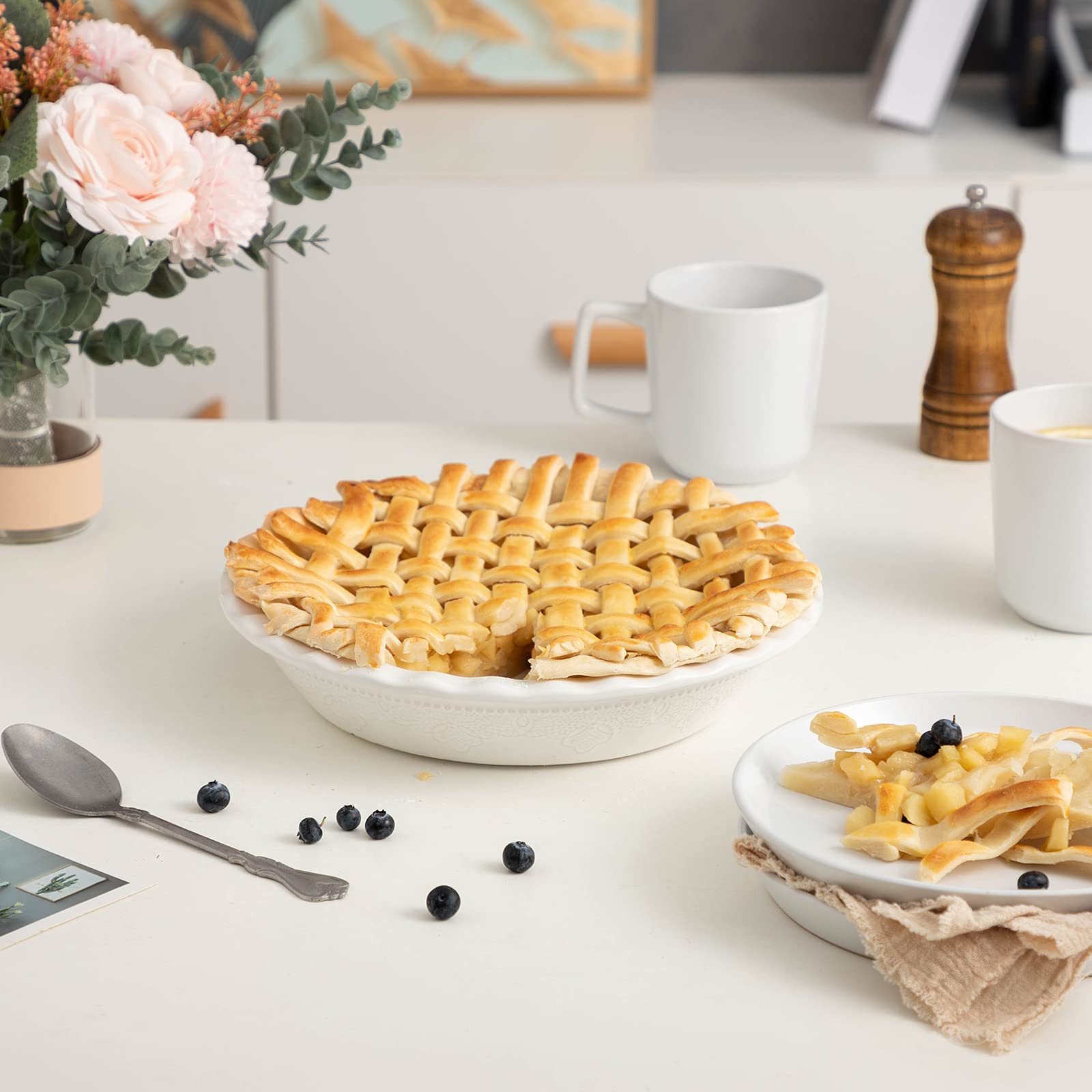 FE Fun Elements glazed ceramic pan with dishwasher-safe surface for easy cleanup