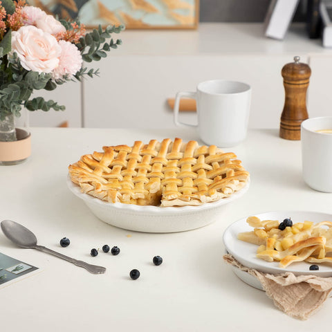 FE Fun Elements glazed ceramic pan with dishwasher-safe surface for easy cleanup