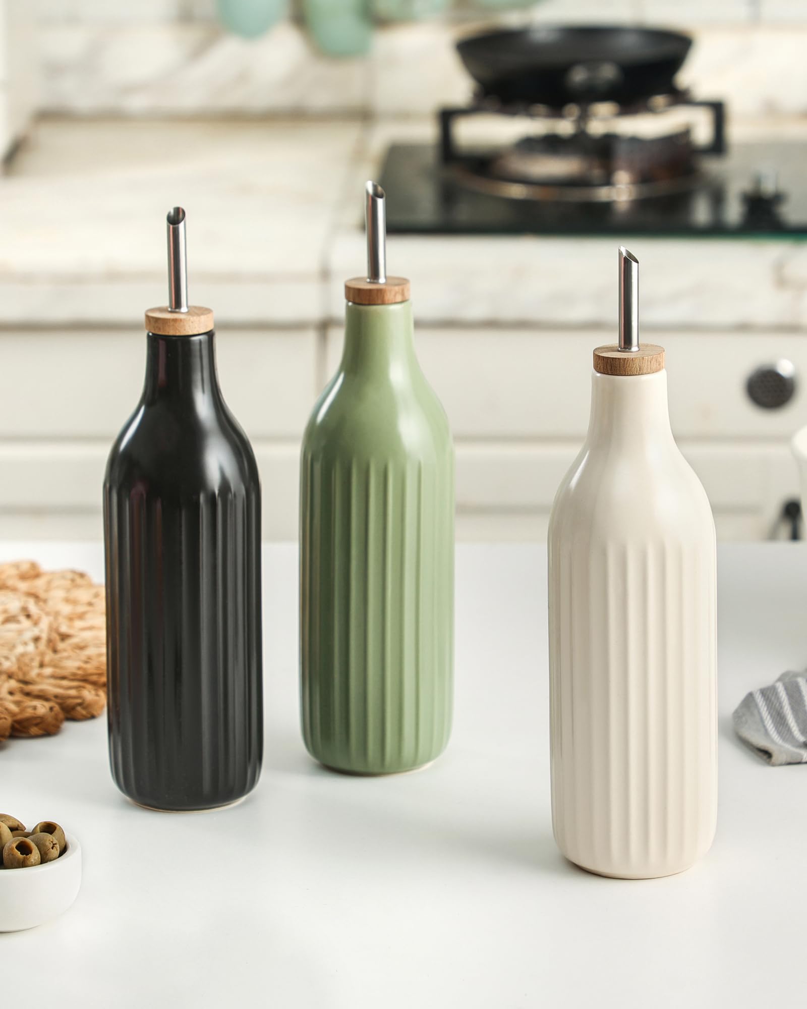 FE FUN ELEMENTS versatile dispenser suitable for kitchen, cafe, or home bar.
