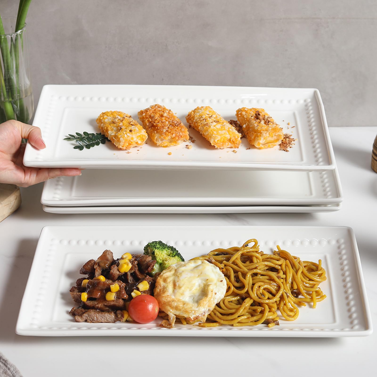 Feenmai stackable rectangular platters save cabinet space during hosting.