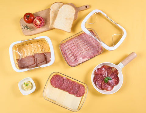 Felli Duo Loc container is microwave safe for reheating meals.