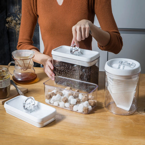 Felli rectangular 4-inch storage container showing space-saving design.