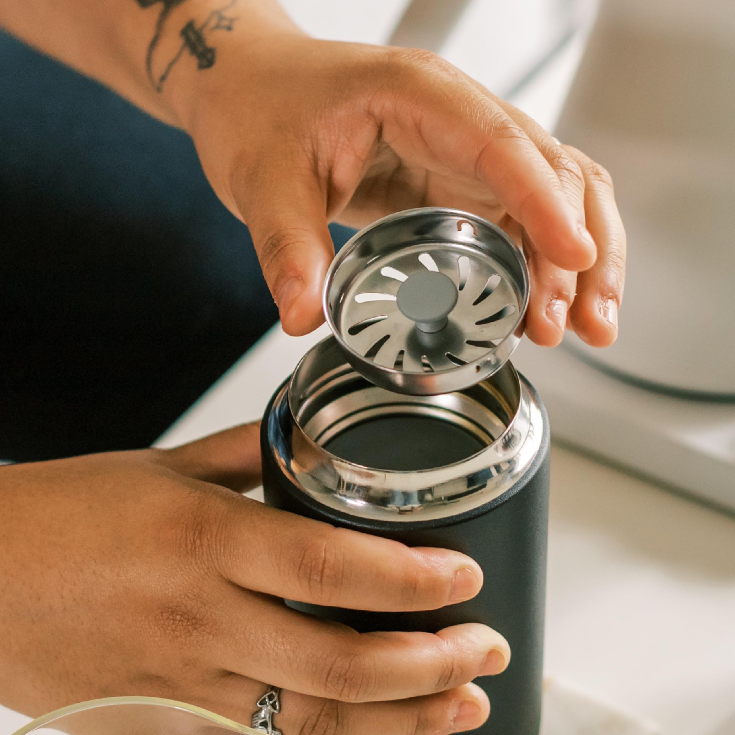 Fellow Carter Move on-the-go use highlights aroma-friendly sipping during commutes
