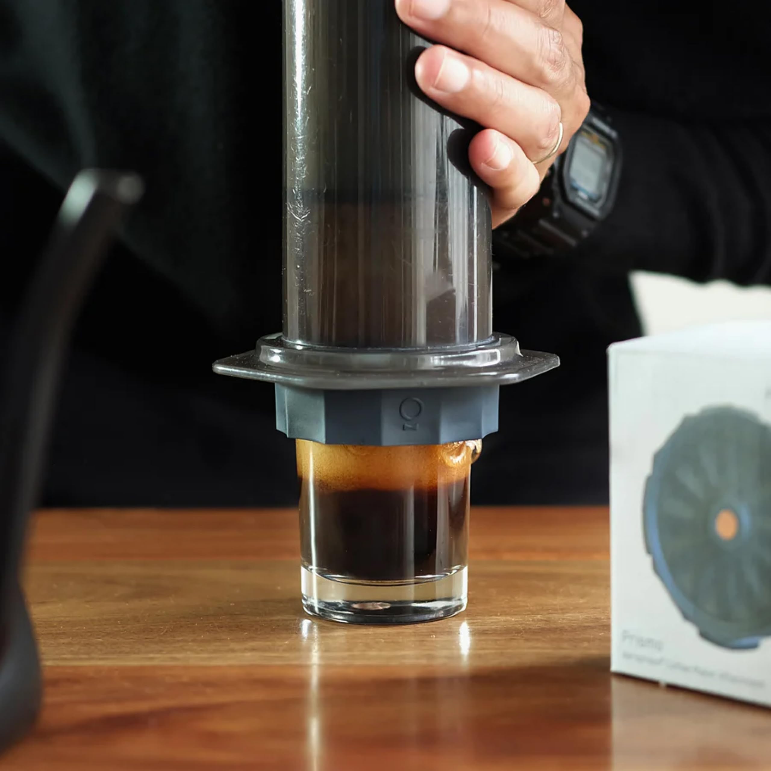 No-drip seal keeps full-immersion brews neat and mess-free with Prismo.