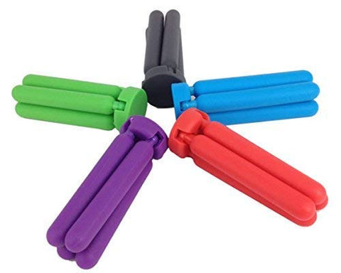 FENGCHEN compact trivet fitting neatly in a kitchen drawer.