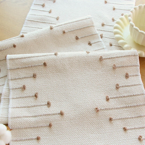 FEXIA farmhouse decor close-up highlighting durable cotton-polyester material