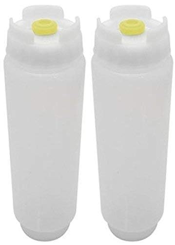 FIFO 16oz squeeze bottle pour demonstrates controlled flow for sauces
