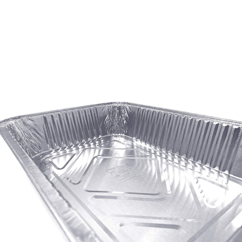 Fig & Leaf to-go catering pans ready for outdoor events and school trips.