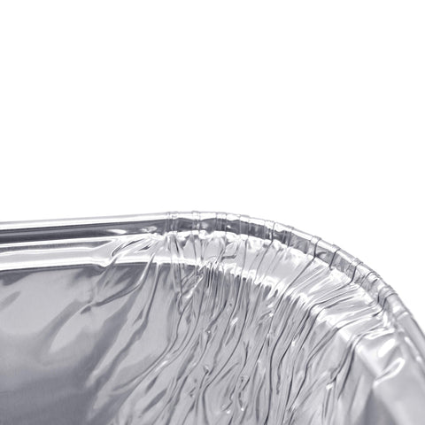 Fig & Leaf transport-ready pans simplify carrying and serving dishes.