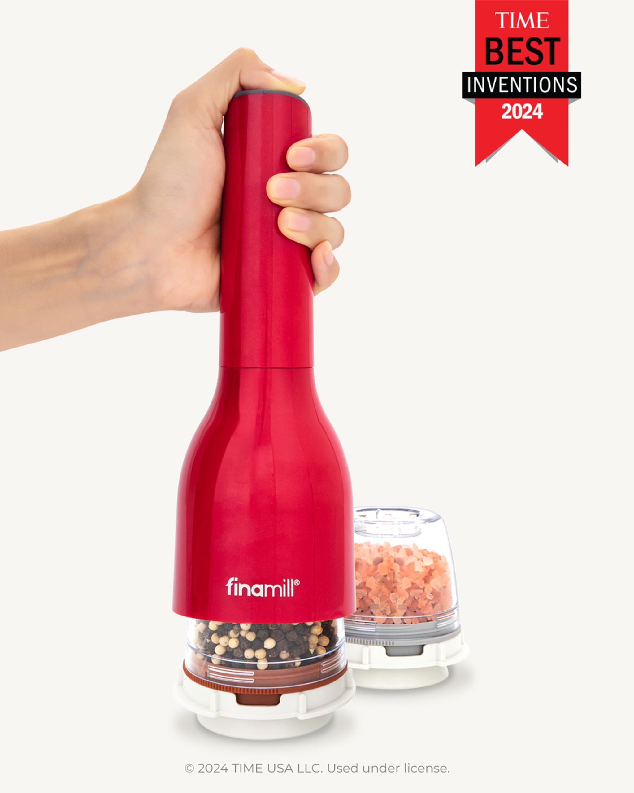 Pepper pod in action from FinaMill Classic for table-worthy grinding