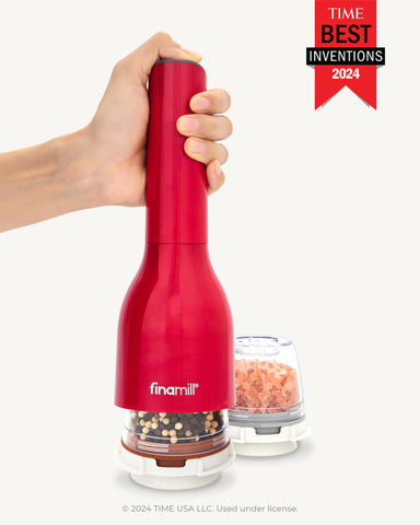 Pepper pod in action from FinaMill Classic for table-worthy grinding