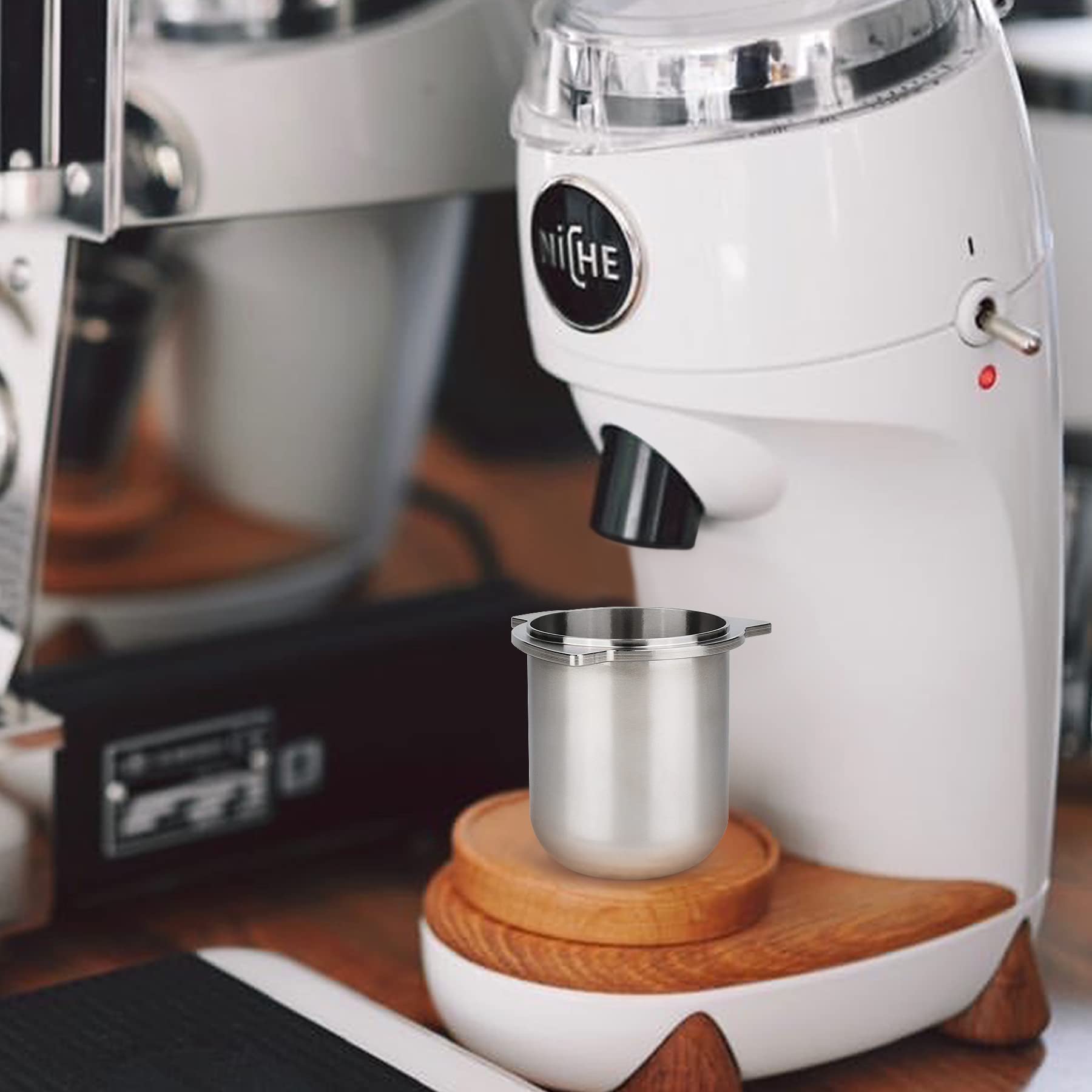 Dosing cup in a tidy workstation supporting faster workflow.