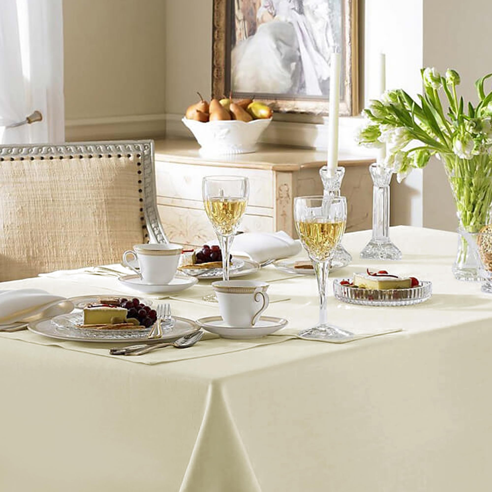 Fitable Ivory tablecloth stain-resistant finish helps spills stay neat.