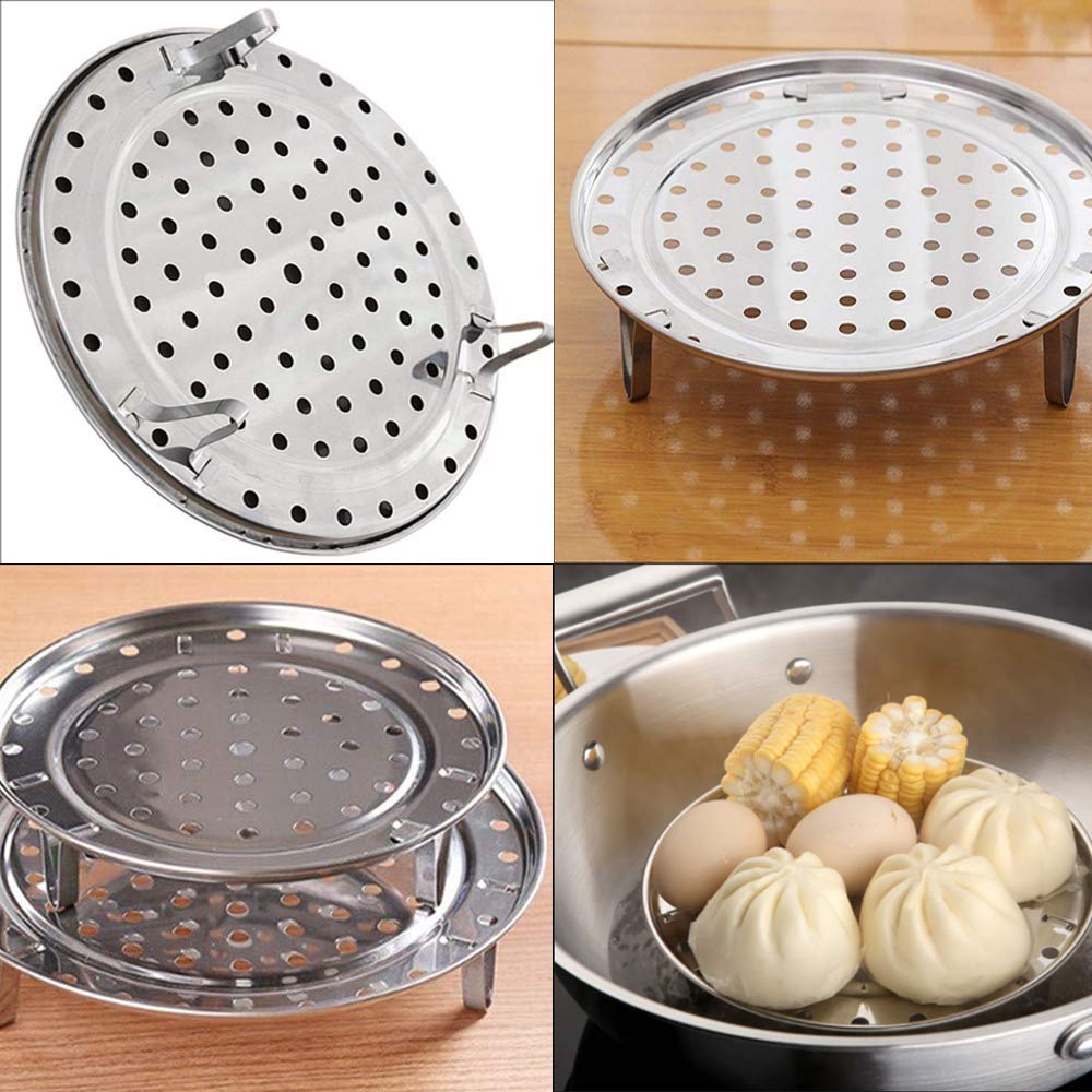  Fnoko steaming rack in use over pot for hands-free steaming.