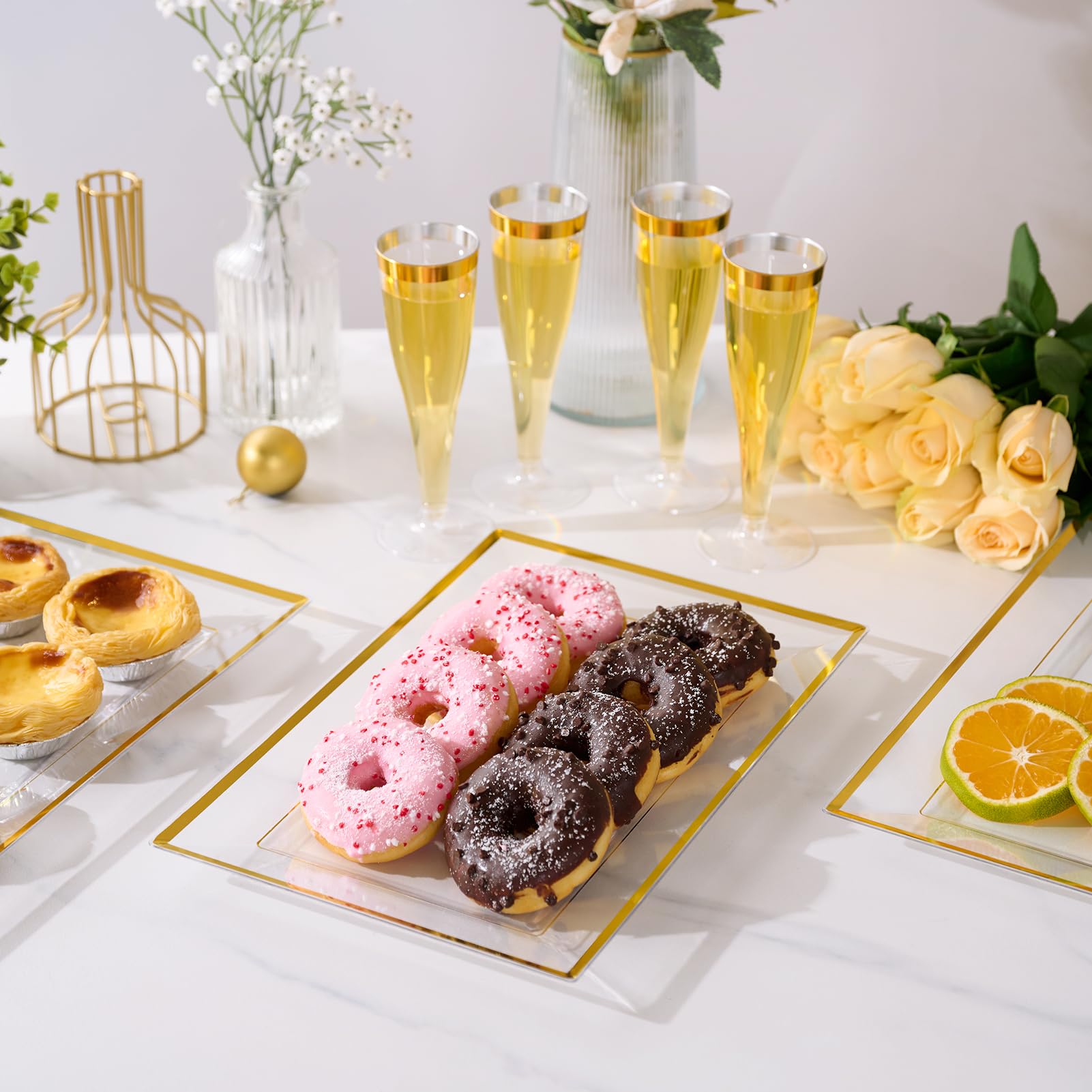 FOCUSLINE durable plastic trays for home dining and occasions.