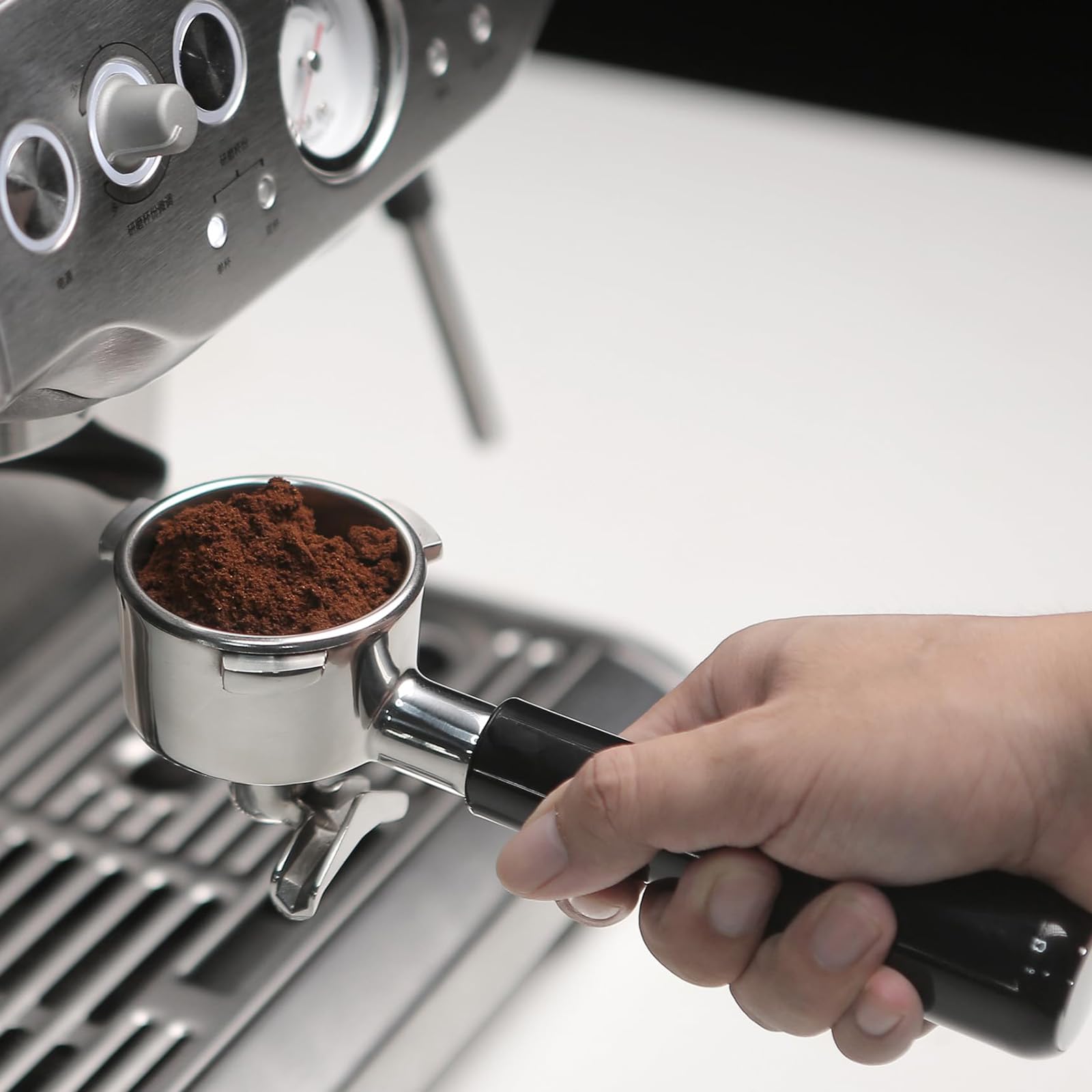 Fogkay 18g two-cup filter basket ready for double-shot espresso.