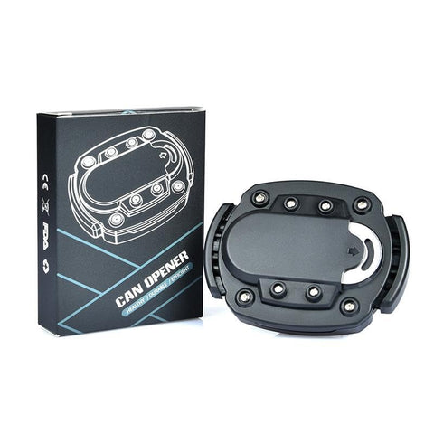Fogsea Multifunctional Opener side grip demonstrates easy handling during camping