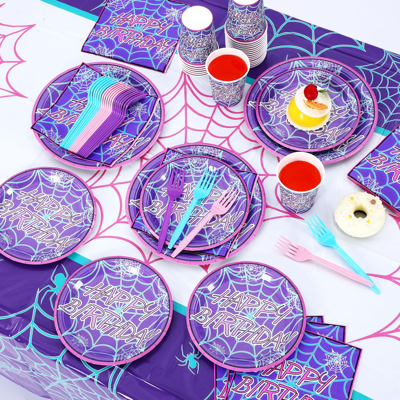 FoldTier spider dessert plates add themed charm.