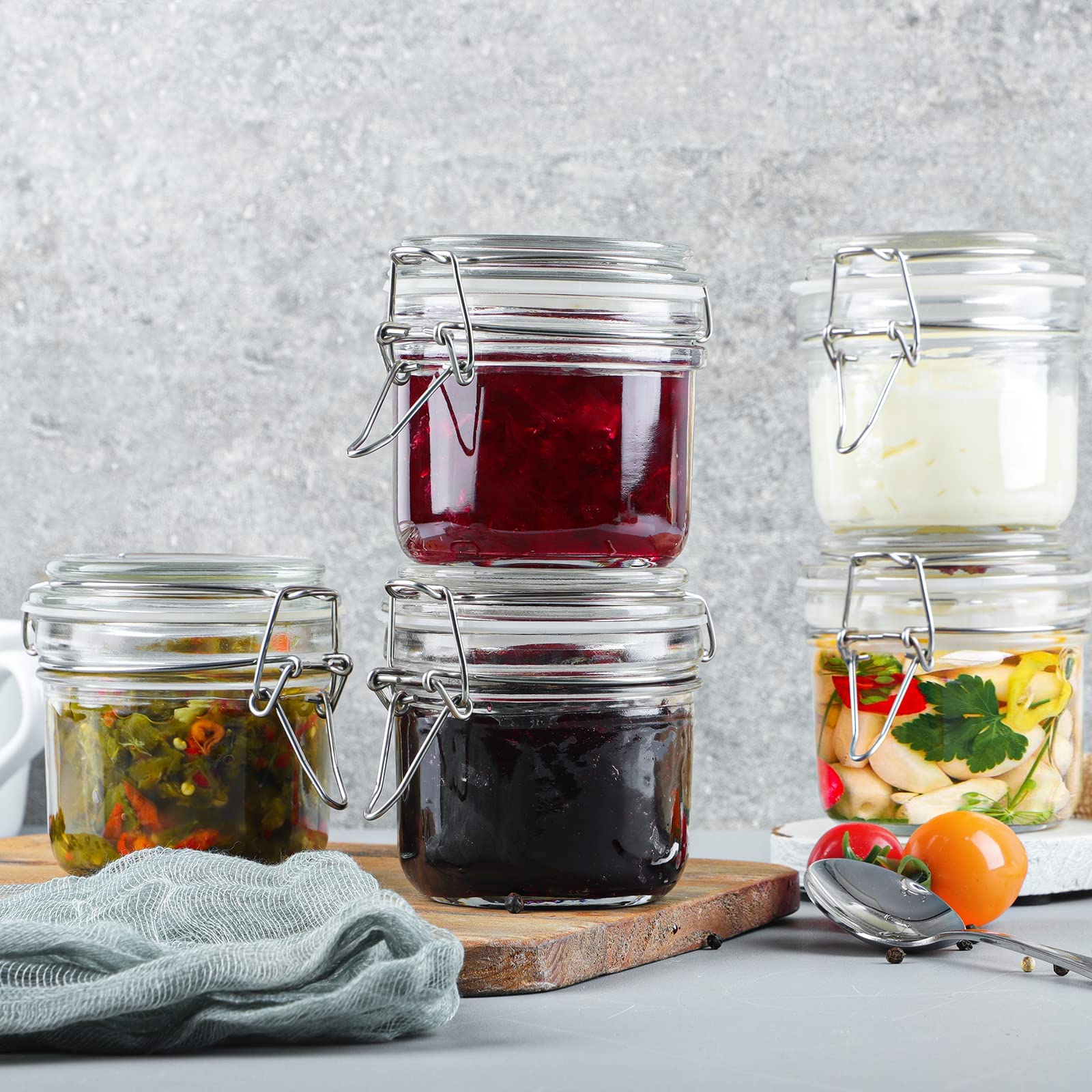 Folinstall BPA-free glass jars are dishwasher safe for quick cleanup.