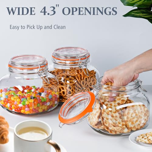 Folinstall glass jar with scale marks to track contents at a glance