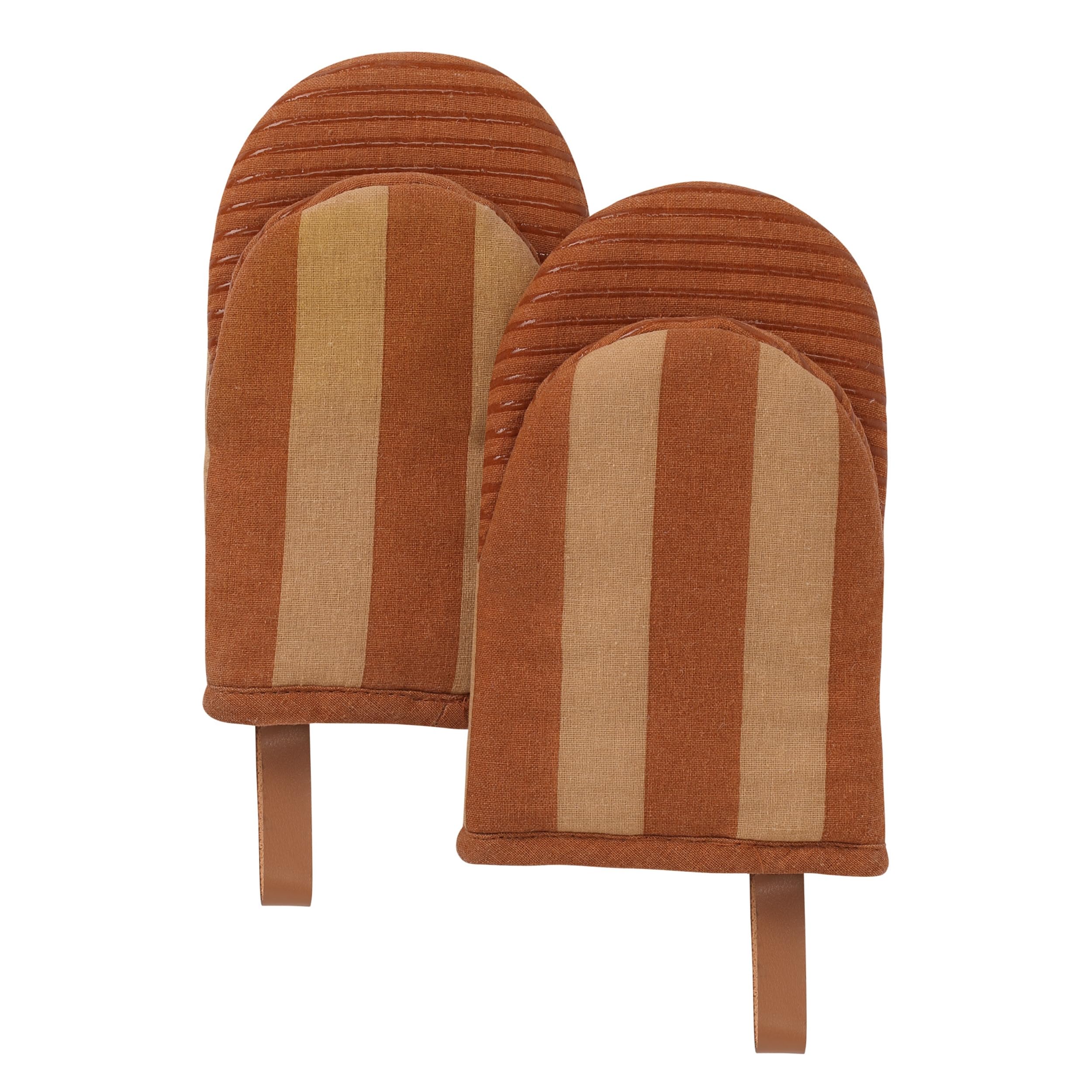 Folkulture mini oven mitts orange set 2, front view with non-slip grip