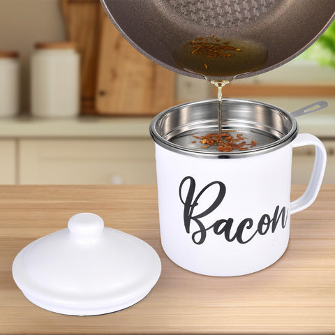 Fondpen dishwasher safe grease container for easy cleanup.