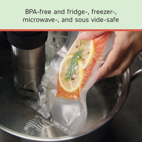 FoodSaver custom-fit bags microwave-safe feature enables convenient reheating.
