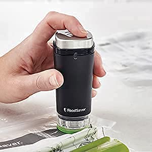 FoodSaver FS1120 sealing zipper bags to preserve snacks and ingredients.