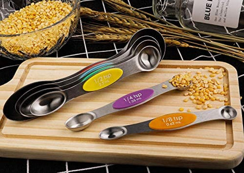 Forkmannie kitchen set helps streamline cooking with versatile, portable measuring tools.