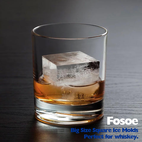 FOSOE food-grade silicone keeps ice tasting pure.