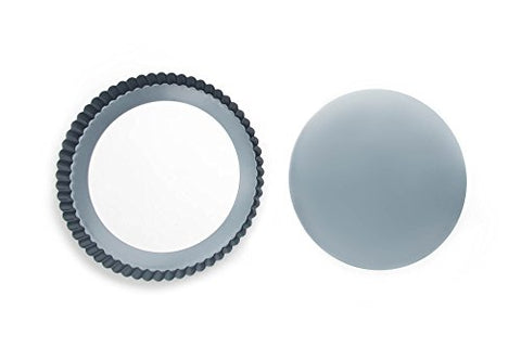 Fox Run pan edge design prevents warping during high-heat baking