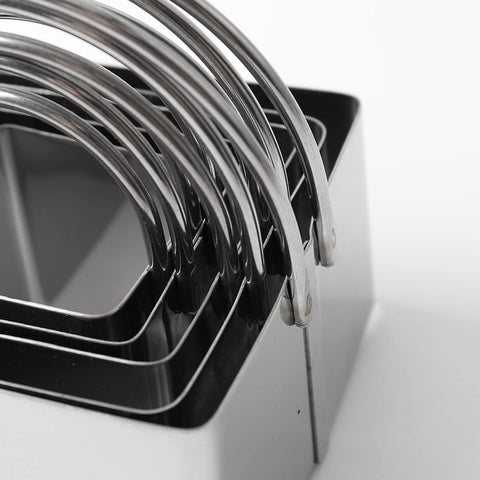 FREESHU set inspires creative baking with precise, clean cuts