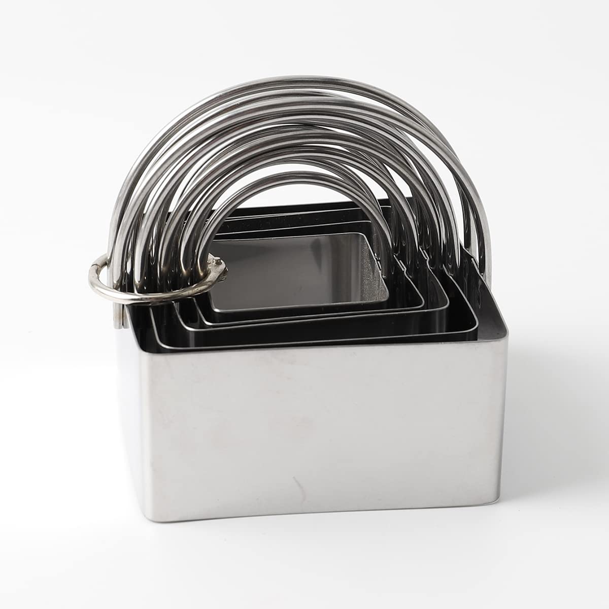 FREESHU round and square cutters in five sizes enable versatile shapes