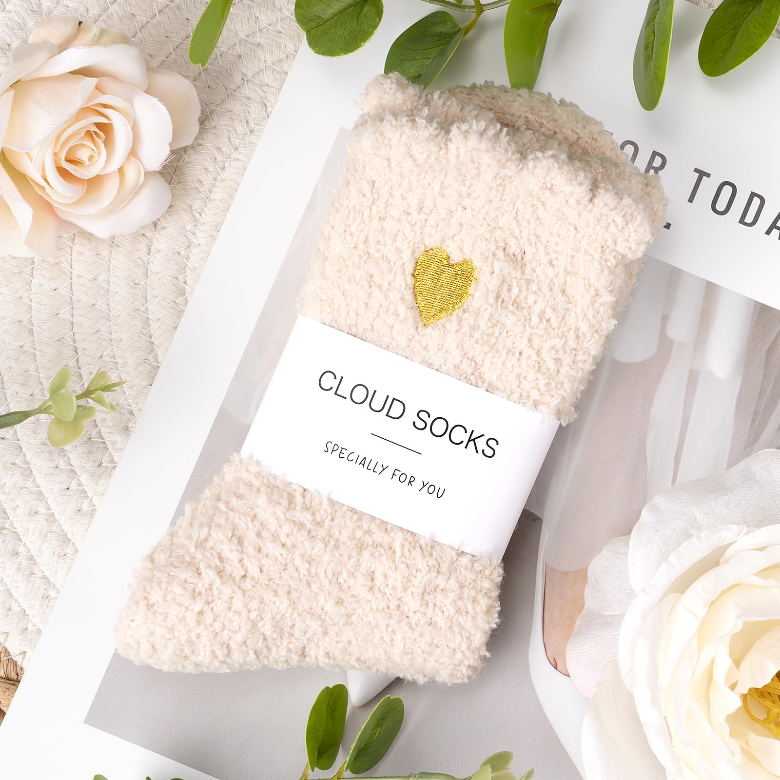 Frerdui Chaos Coordinator soft cloud socks provide cloud-like comfort at home or commutes